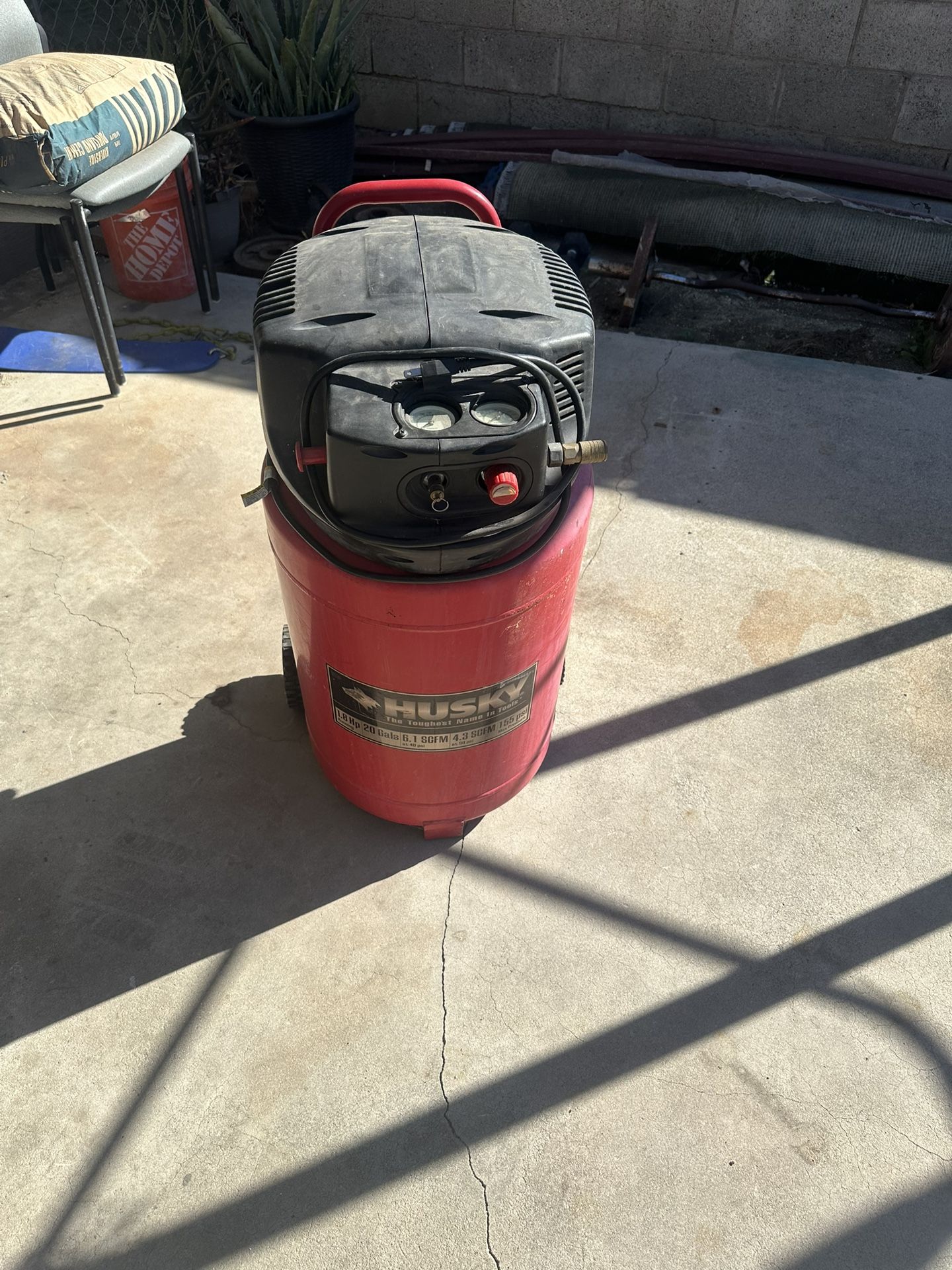 Husky Air Compressor 20gl 