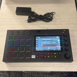 Akai MPC live