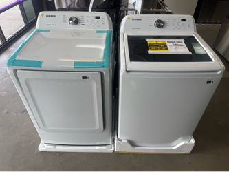 New - Samsung Washer and Dryer Set