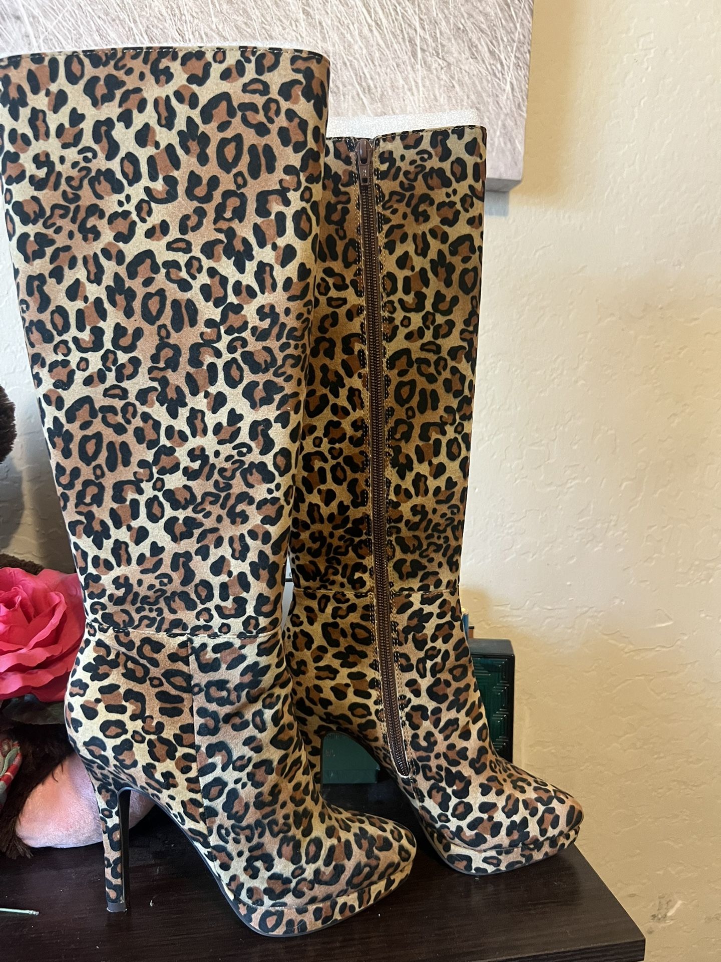 New High Cheetah Boots
