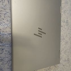 Laptop HP Envy 2022