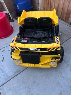 Huffy Tonka 12 Volt Dump Truck Ride-On Toy