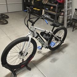 Crew Method 750 E-bike 