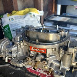 Edelbrock carburetor