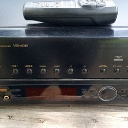 600 Watts Pioneer Receiver With Remote And Phono Input $160 CASH FINAL PRICE 