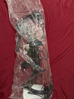 Compound Bow with Accessories