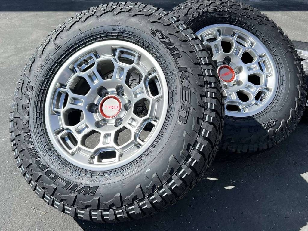 17" TRD Tacoma wheels Tire 4runner GX460 FJ Tundra Sequoia 265/70r17