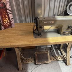 Sewing Machine Consew Vintage 