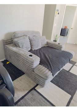 Oversized chaise lounger