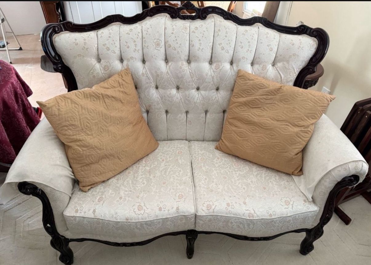 Antique Style Sofa/loveseat Set - Tufted Carved Wood