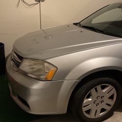 Dodge Avenger 