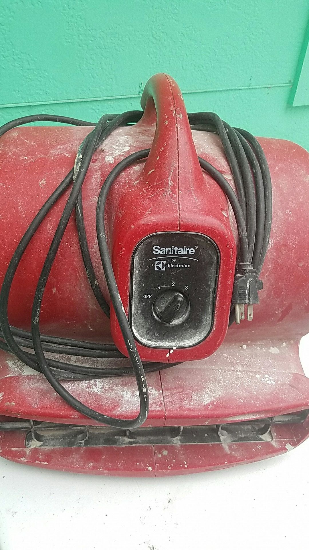 Bentilador jalando al 100