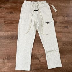 Essential Sweatpants 