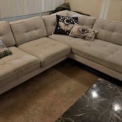 Sectional Couch 