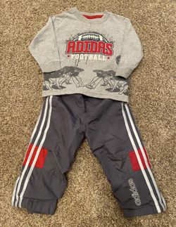 Toddler Boys 2T athletic sets lot