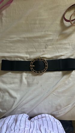 Ellen Tracy Gold Belt