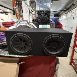 Kicker Comp VR 12 - 43CVR124 + Rockford Fosgate R2750XL