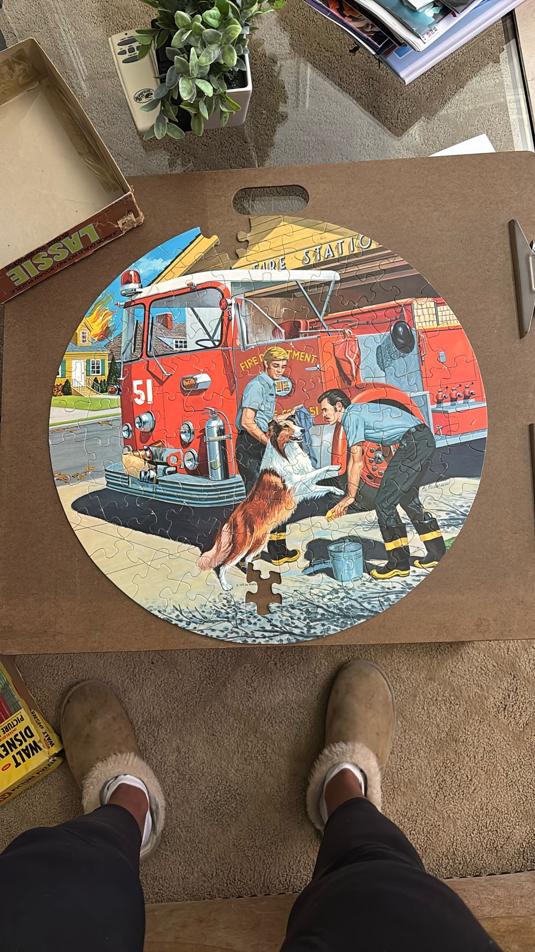 Vintage Whitman Round Lassie 125 Piece Puzzle 