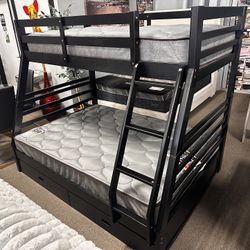 Stunning Bunk Bed! $699 💙✨🖤