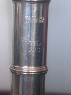 Yamaha YFL-222 Standard Flute -  Good Condition Includes Case