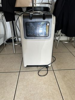 Oxygen / aromatherapy Machine
