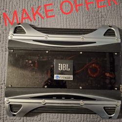 JBL AMPLIFIER  MODEL BPX500.1 