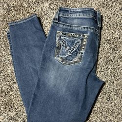 Like New. Women’s Size 12 Vigoss Skinny Jeans