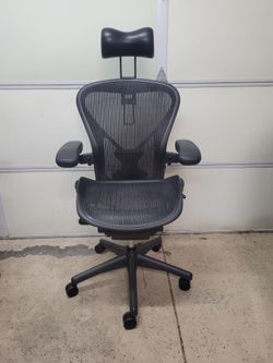 Herman Miller Aeron Size B, Posturefit Lumbar, Headrest, Computer Office Chair