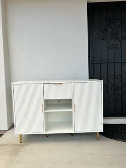 tv stand entertainment center console table 47 W x 16  L x 34 H inches