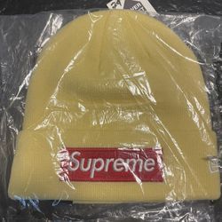 Supreme Red Box Logo Beanie 
