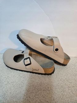 Tan clogs 5.5 Papillio