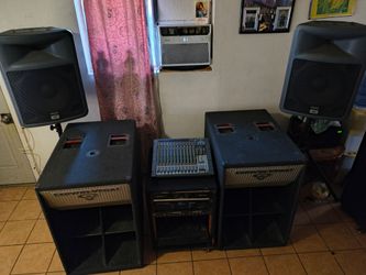Dj speakers