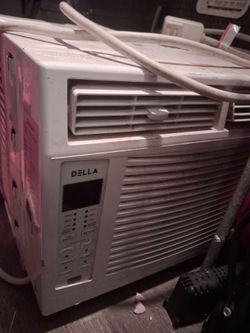 Della Window Air Conditioner Unit