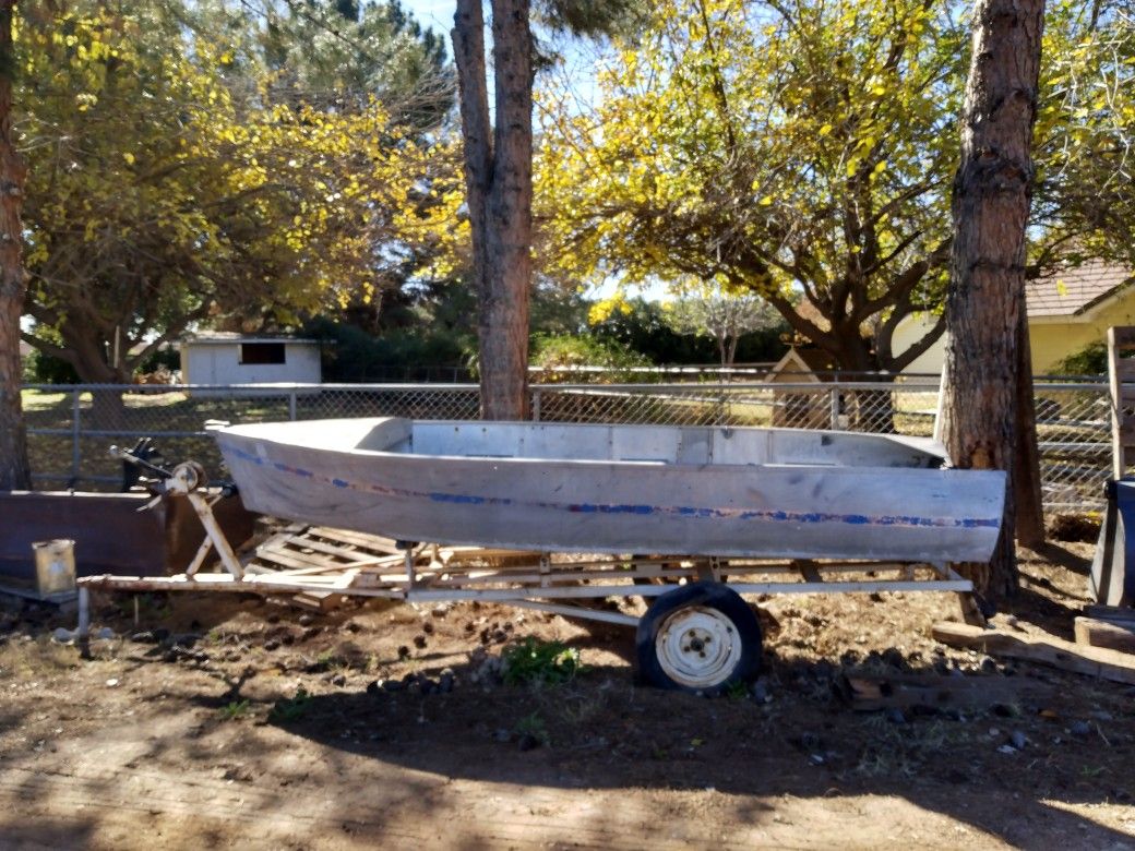 Aero Craft Aluminum Boat With Trailer