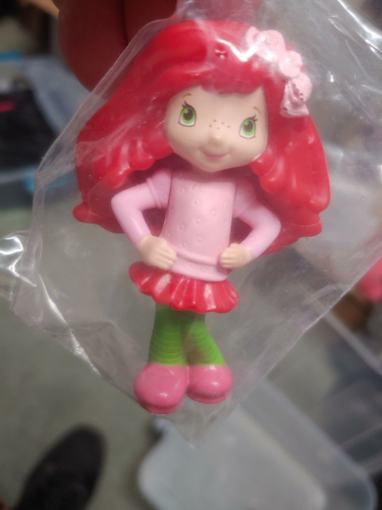 strawberry shortcake doll