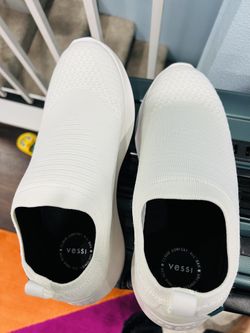 Vessi everyday move Slip On Size 9