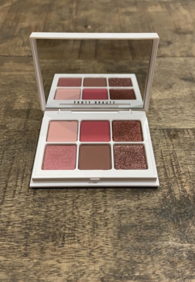 FENTY BEAUTY By RIHANNA Make Up Set