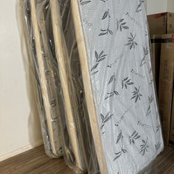 Twin Size Pillow Top Mattress 