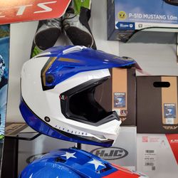 Motocross off-road helmet brand new fly racing available in different sizes special deal right now March madness $99