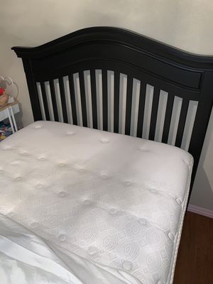 Photo Full Size Bed with Mattress | Cama & colchón - Tamaño Full