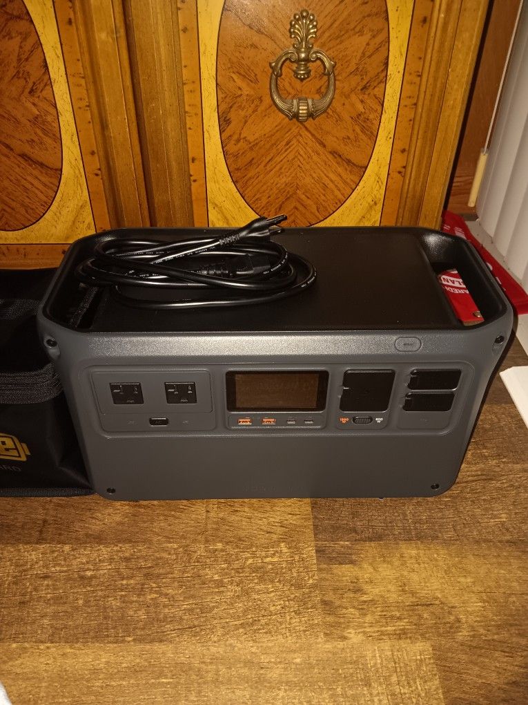 DJI Power 1000 Charging Station - Holiday Sale!