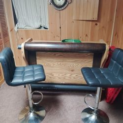 A Bar For The Holidays?