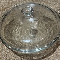 Pyrex 1.5 Quart Bowl With Lid