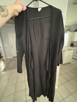 Women’s flowy top