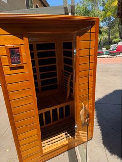 2-3 person sauna Infared as new inside