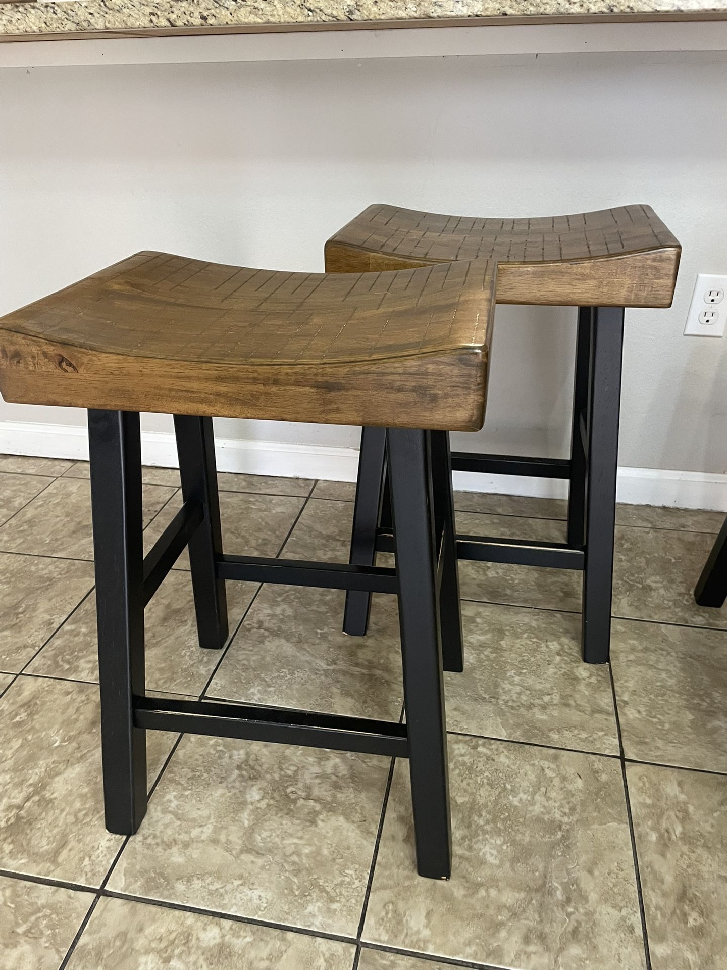 4 Bar Stools