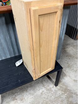 Kitchen cabinet