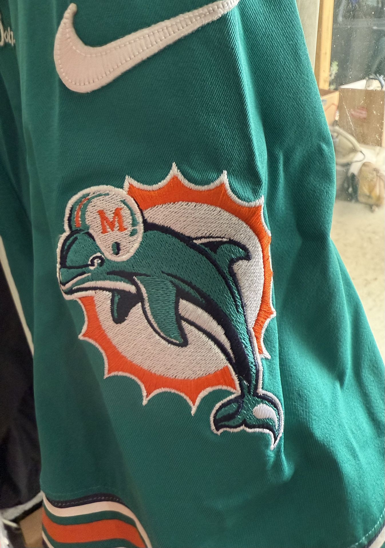 NFL Men’s Nike On Field Miami Dolphins Shirt Like New !