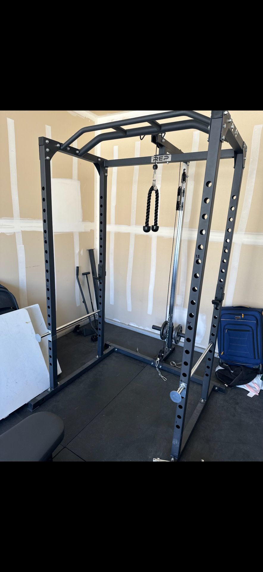 squat rack