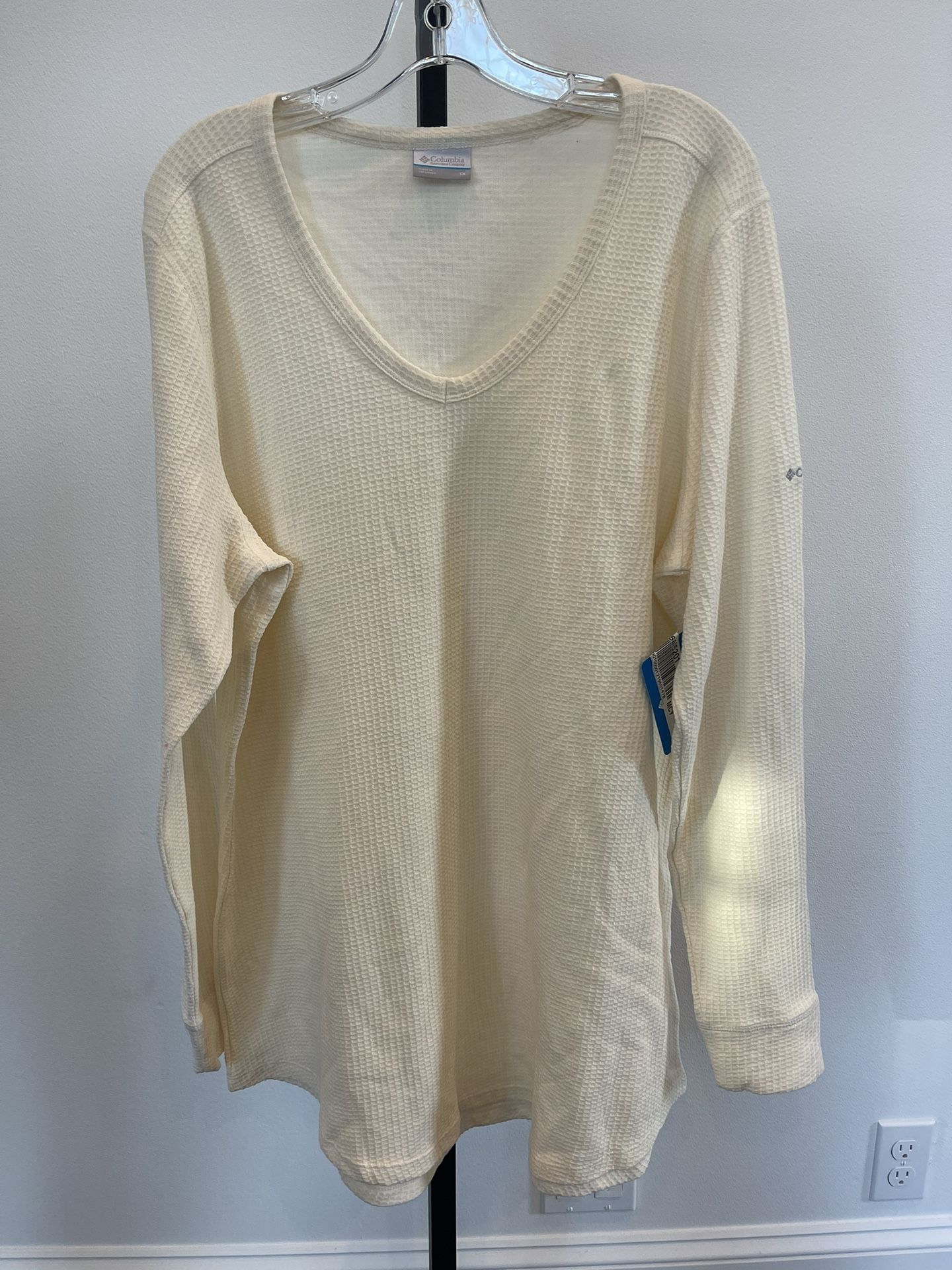 New with tags Columbia pine peak tunic thermal long top